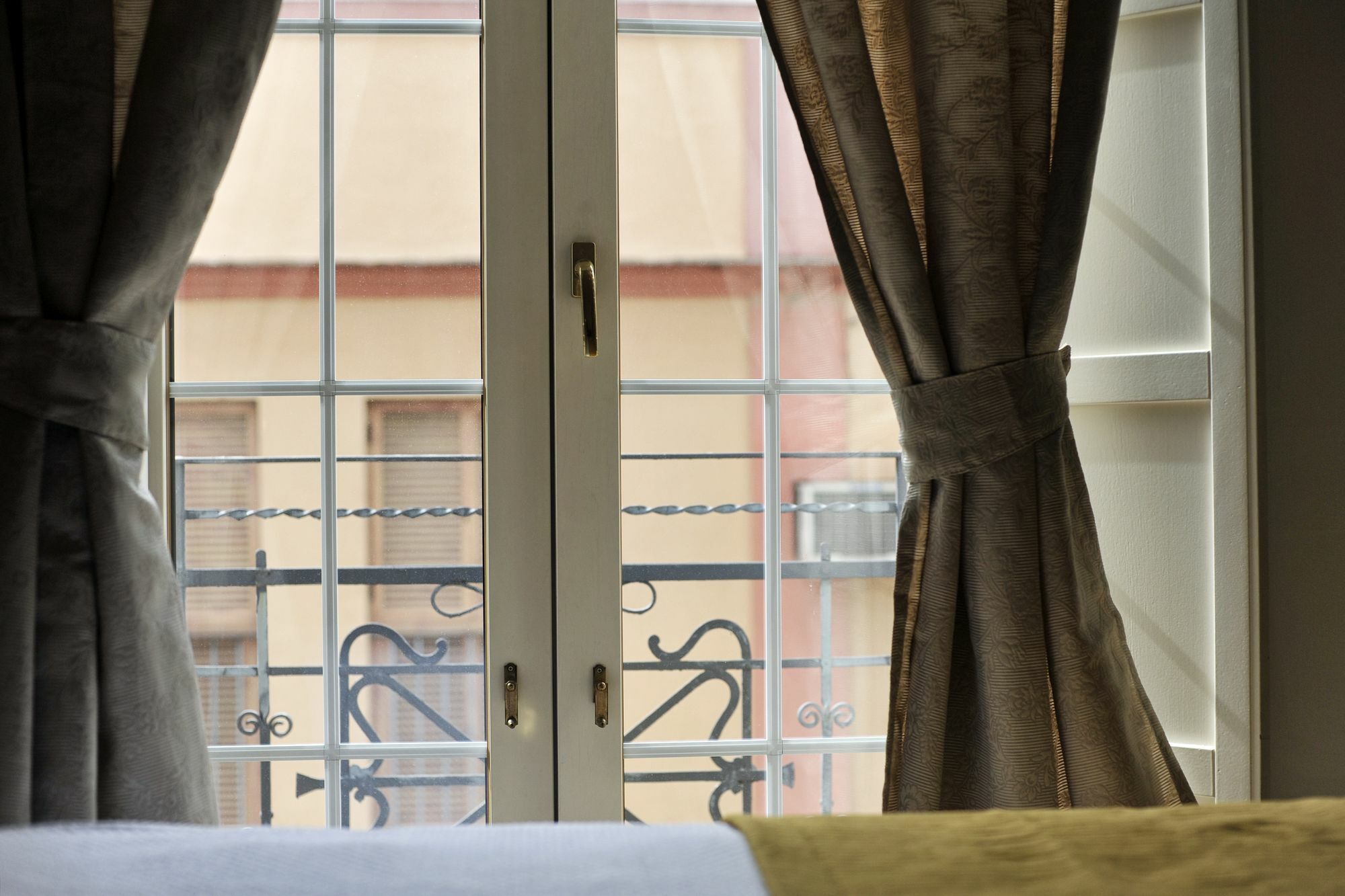 Ferienwohnung Singular Peral Sevilla Exterior foto